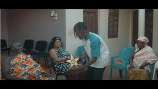 Kofi Mole  Abuakwa Official Music Video [upl. by Nnairak]