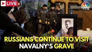 Alexei Navalny Funeral LIVE  Russians Lay Flowers At Navalnys Graveside  Russia  Putin  N18L [upl. by Eendys]