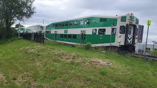 OLD CAB CAR 255 GO Transit 631 with 255 at Cooksville 6102024 [upl. by Ennaeiluj]