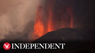 La Palma volcano continues to spray lava with no end in sight [upl. by Wightman836]