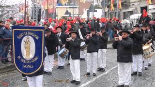 Fifres et tambours de NostroDamo Signes al corteo Carnevale Ivrea 2015 [upl. by Kcirdor]