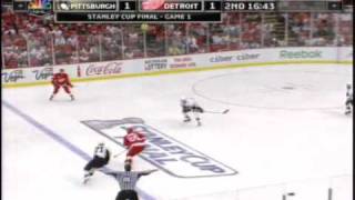 Highlights Penguins  Red Wings Game 1 2009 Playoffs [upl. by Oruam952]