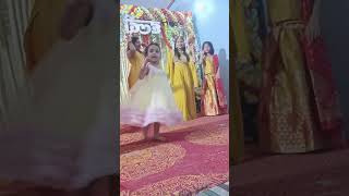 Tere hathon vich Mehandi ka rang khila haivideosong shortvideo dance [upl. by Ariajay]