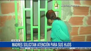 Lo encarcelaron en su propia casa porque sufre de esquizofrenia [upl. by Danialah]