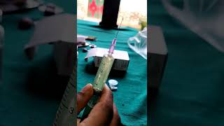 Clinic par doctor injection kese lagate hai [upl. by Janifer234]