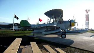 Grumman J2F Duck startup and taking off from Oshkosh AirVenture 2011 [upl. by Ylrebmic]