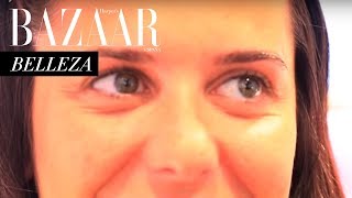 Cómo hacer un diseño de cejas personalizado por Benefit  Harpers Bazaar España [upl. by Dosh]