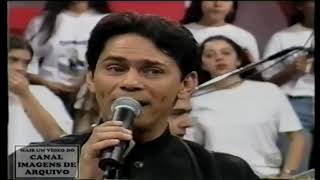 Programa Livre  Leandro canta quotCatedralquot [upl. by Palecek]