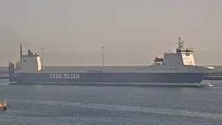 Fred olsen lines MS Bentayga cargo leaving Arrecife [upl. by Maisey]