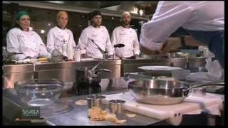 La Scuola  Cucina di classe 1  Ravioli di sgombro  Chef Massimiliano Mariola [upl. by Refinnaej447]