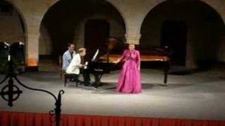 Zandra McMaster sings quotA Chlorisquot by Reynaldo Hahn [upl. by Anhoj]