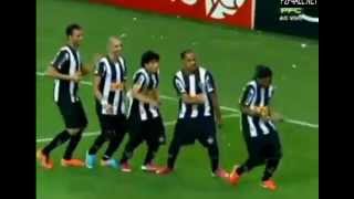 Ronaldinho Goal and Celebration Cruzeiro 21 Atletico Mineiro 19052013 [upl. by Nailuj2]