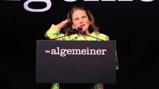 Algemeiner JEWISH 100 Gala 2016 Broadway star Tovah Feldshuh accepts Voice for Humanity Award [upl. by Cyb142]