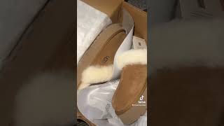 disquette ugg slipper unboxing uggs disquette shoes [upl. by Oicirbaf]