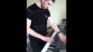 Yiddi frishman super fast chasidish song on the keyboard [upl. by Eanat]