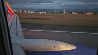 Southwest Airlines 737700 Landing Into Seattle SEA [upl. by Joappa]