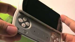 Unboxing Xperia PLAY [upl. by Desberg]