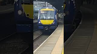 Screenwash coming from a class 170 at Glasgow Queen street [upl. by Nabalas309]