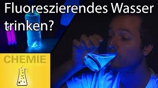 Fluoreszierendes Wasser trinken [upl. by Reiche]