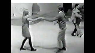 American Bandstand 1967 New Year ’68 amp Dance Contest In amp Out of Love Diana Ross amp The Supremes [upl. by Irrehs]