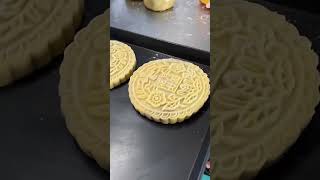 Moon cake streetfood ytshorts [upl. by Alda938]