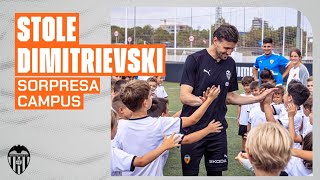 STOLE DIMITRIEVSKI DISFRUTA EN EL CAMPUS DEL VALENCIA CF ANTES DE SU DEBUT EN PRETEMPORADA [upl. by Ttoille]