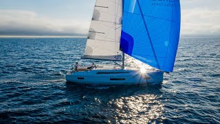 BENETEAU Oceanis 401 Virtual QampA by Cruising World [upl. by Oniuqa]