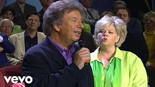 Bill Gaither Tanya Goodman Sykes  Going Home Live [upl. by Relyuhcs775]