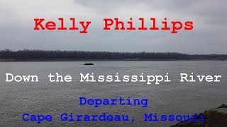 Kelly Phillips and His Houseboat Mississippi River Departing Cape Girardeau MO  USA [upl. by Slaby]