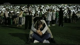 Moradores de Chapecó lotam estádio e cantam em memória às vítimas do voo [upl. by Gemperle744]