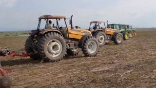 SEDIACAgricultura em Angolaplantio de milho [upl. by Figueroa]