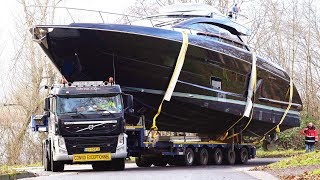 Slippery Yacht Loading  Heavy Haulage to the Pontoon [upl. by Almeria]