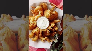 A Very Easy Blooming Onion Recipe [upl. by Byrom]