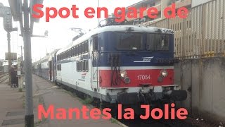 Paris Spot en gare de Mantes la Jolie Transilien TER Intercités [upl. by Oiliruam]