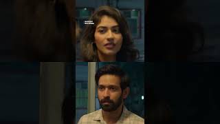 Taapsee Pannu CATCHES Vikrant Massey lie in 🤥 haseendillruba [upl. by Liponis]