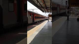 Express AC Fast Going From Saphale Station Platform No 2 [upl. by Goober]