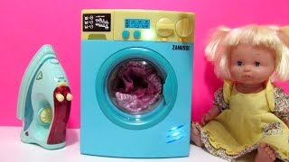 Стираем в игрушечной стиральной машинке Zanussi HTI Washing Machine toy Zanussi HTI for doll [upl. by Hazaki119]