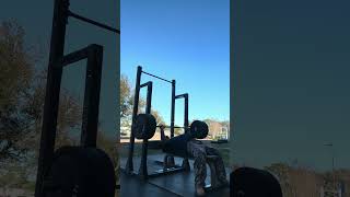 Randall Morris 405 Bench Press PERFECT FORM… Extended Pause Competition lift format [upl. by Hilton]