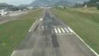 Cockpit view of a jet landing into Tegucigalpa Honduras TGU [upl. by Trebleda]