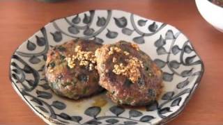 Yummy Chive Hamburger Steak Recipe ご飯がすすむニラハンバーグレシピ [upl. by Inaffets25]