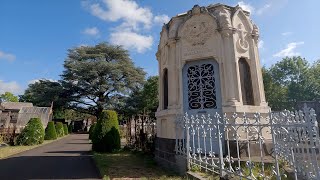 Les Carmes  Cimetière remarquable à découvrir [upl. by Norit999]