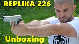 Nova igracka Pistolj 226 replikaunboxing [upl. by Harshman]