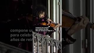 Ara Malikian toca desde un balcón del Palacio Real como broche final a las celebraciones reales [upl. by Cirri173]