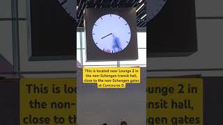 Schiphol Clock  a man cleaning the hands of clock🙄 amsterdam schiphol airport reels trending [upl. by Oicnecserc]