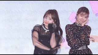 4K 180830 소리바다 어워즈soribada awards 트와이스TWICE  what is love 왓이즈러브 나연직캠 [upl. by Stich38]