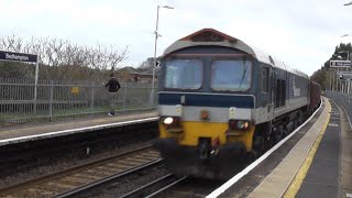 Trains At Bedhampton 21 12 2023 featuring 59102 on 6O68 [upl. by Gerc]