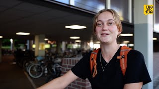 Wat vinden studenten van de fietsdrukte in Utrecht [upl. by Mccarthy]