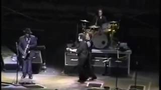 Bruce Springsteen w John Fogerty Travelin Band Live VFC 2004 10 13 [upl. by Godard]