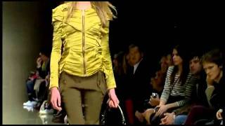 Burberry Prorsum Autumn Winter 2010 Womenswear Show [upl. by Ariad]