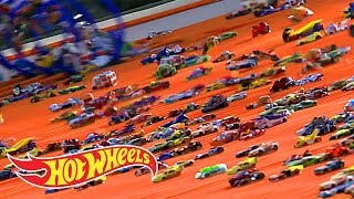 HOW WE SENT 500 CARS DOWN A GIANT RAMP  Hot Wheels Unlimited  HotWheels [upl. by Naga96]